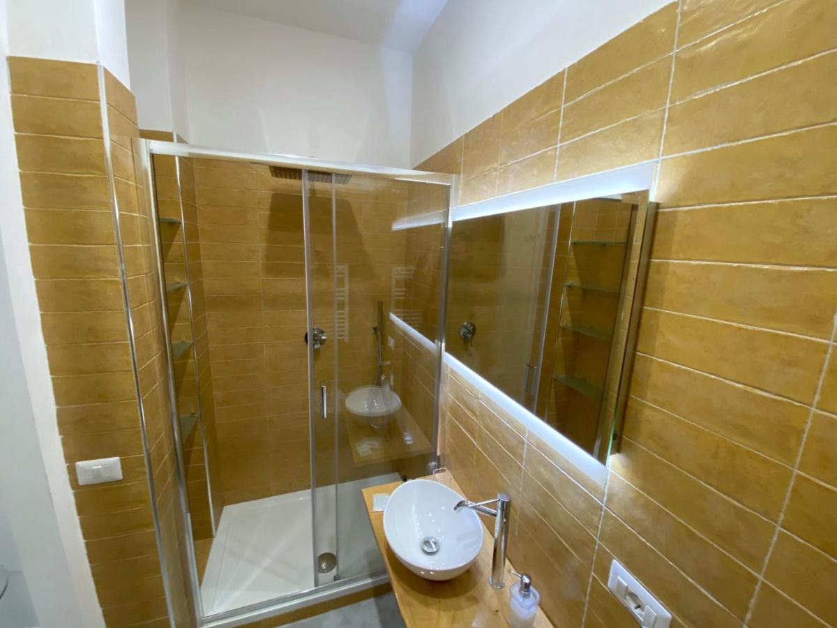 Lecentre 174 Bed & Breakfast ซาแลร์โน ภายนอก รูปภาพ